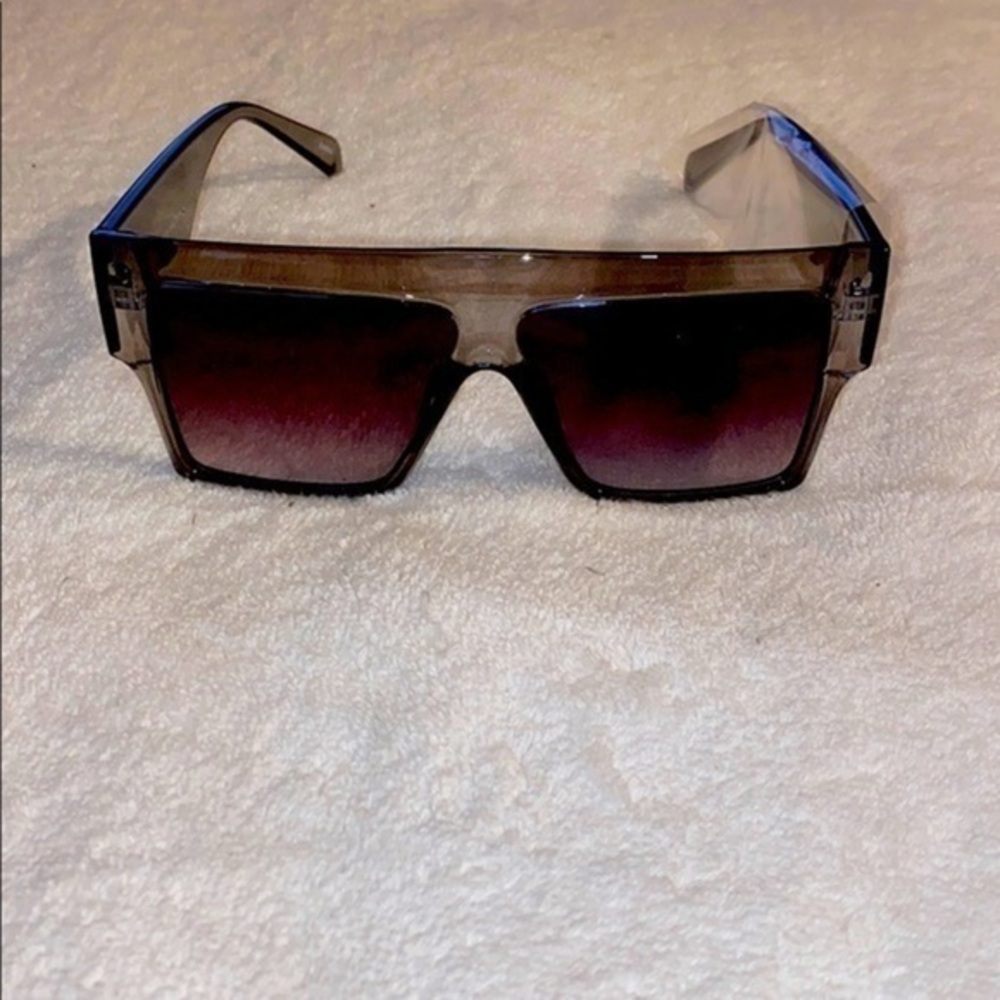 90’s Style Square Style Sunglasses​